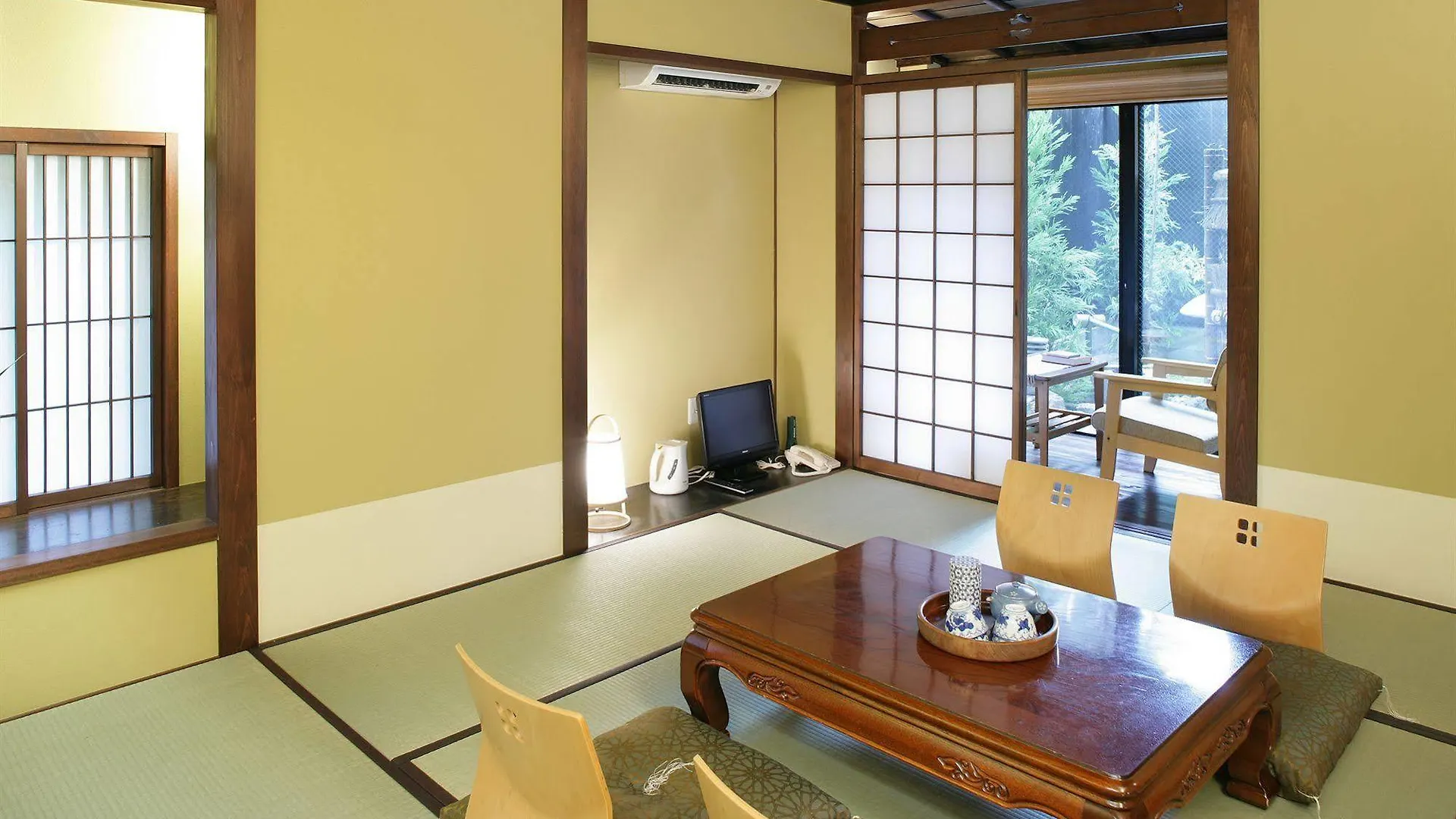 Matsubaya Ryokan Kyōto 3*,
