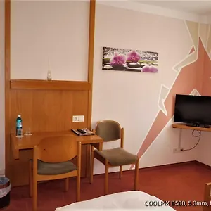 Gasthof Grüner Baum 3*, Cadolzburg Deutschland