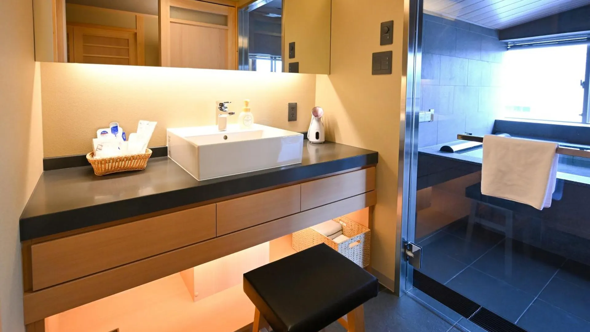***  Matsubaya Ryokan Kyoto Japan